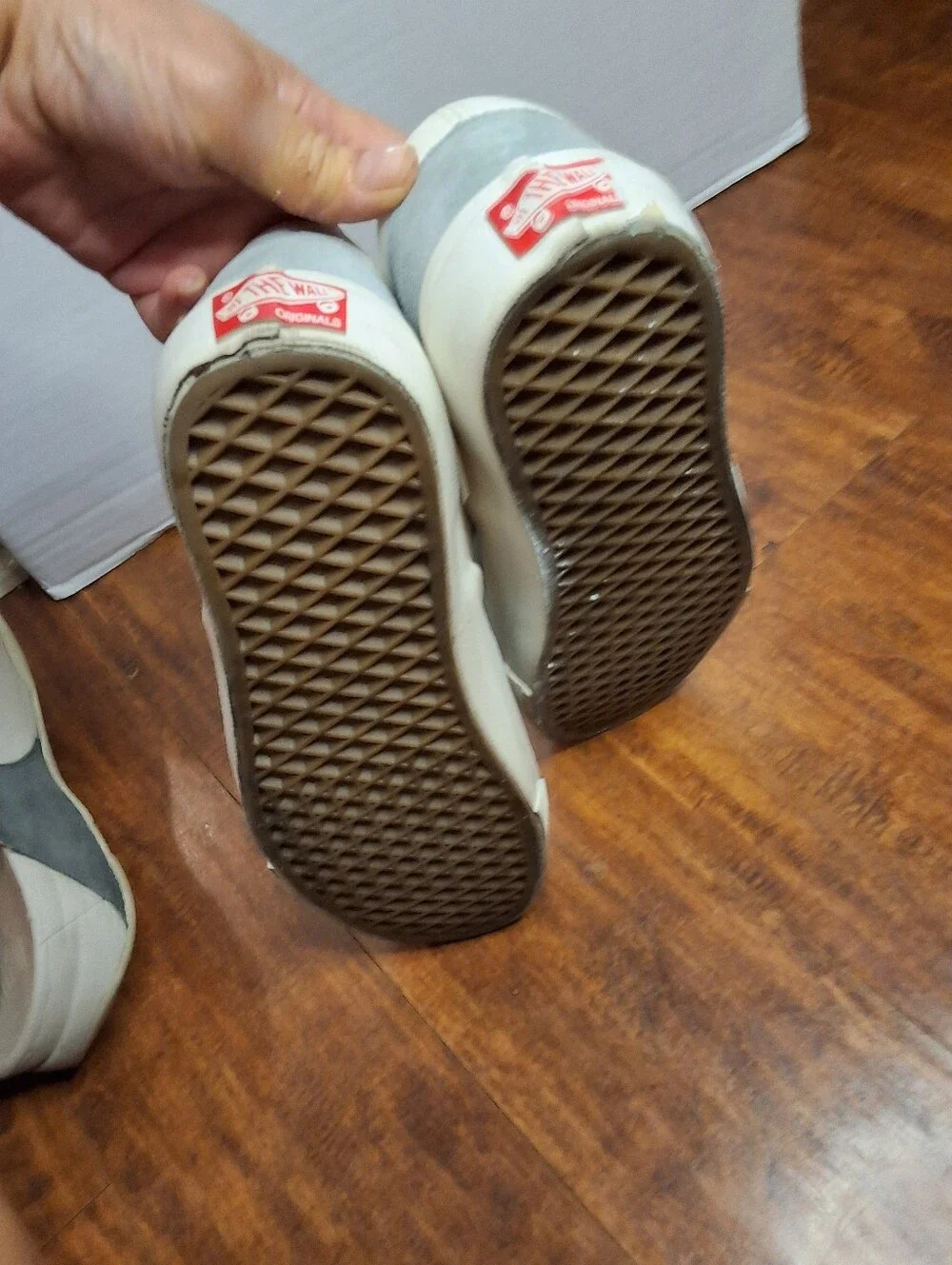 Vans very good